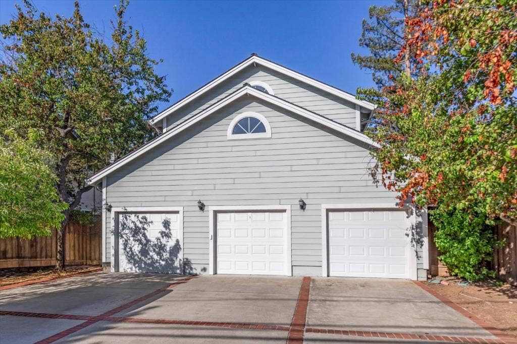 527 Tyndall Street, Los Altos, CA 94022