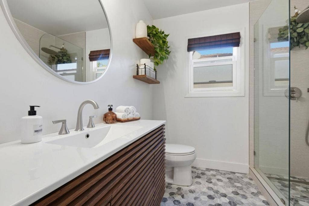 21968 Orange Avenue, Castro Valley, CA 94546