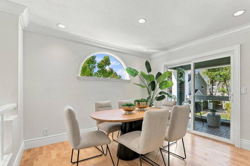 714 Portwalk Place, Redwood City, CA 94065