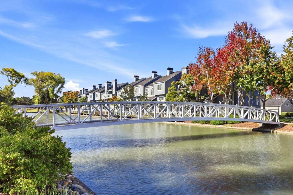 714 Portwalk Place, Redwood City, CA 94065