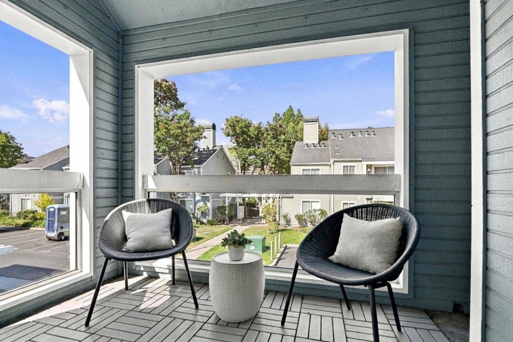 714 Portwalk Place, Redwood City, CA 94065