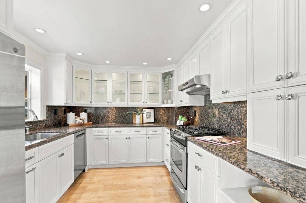 714 Portwalk Place, Redwood City, CA 94065