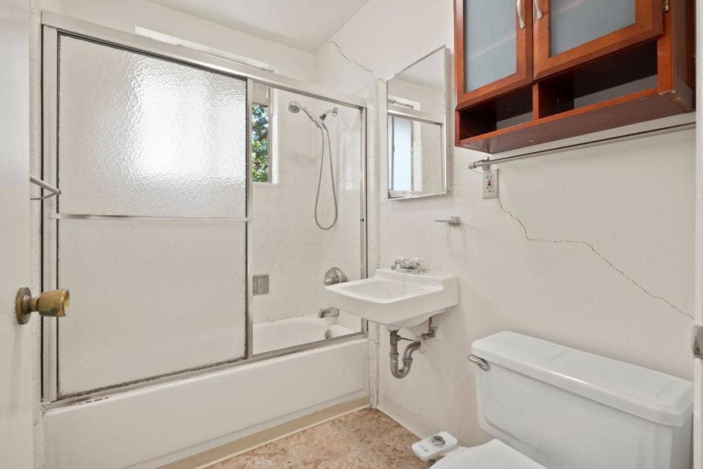 1337 Junipero Avenue, Redwood City, CA 94061