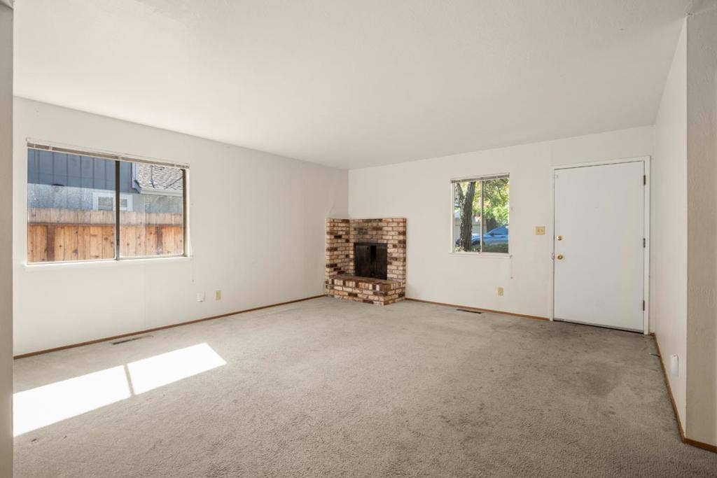 1337 Junipero Avenue, Redwood City, CA 94061