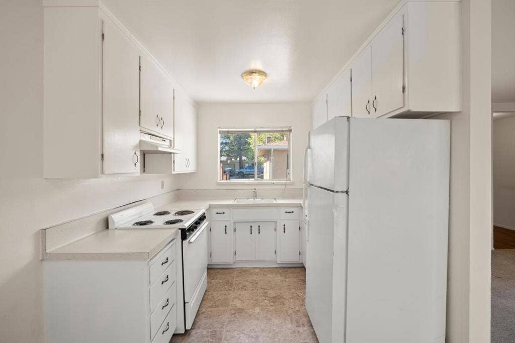 1337 Junipero Avenue, Redwood City, CA 94061