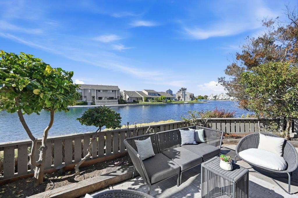 810 Andromeda Lane, Foster City, CA 94404