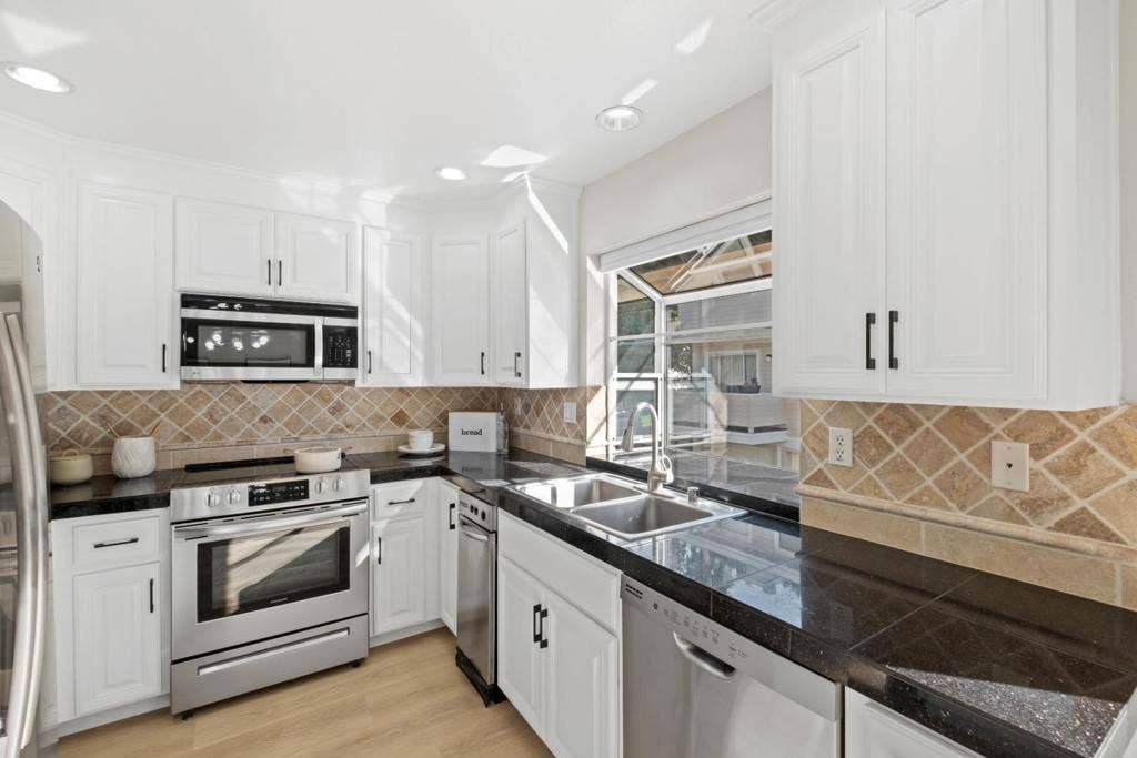 703 Hibiscus Place, San Jose, CA 95117