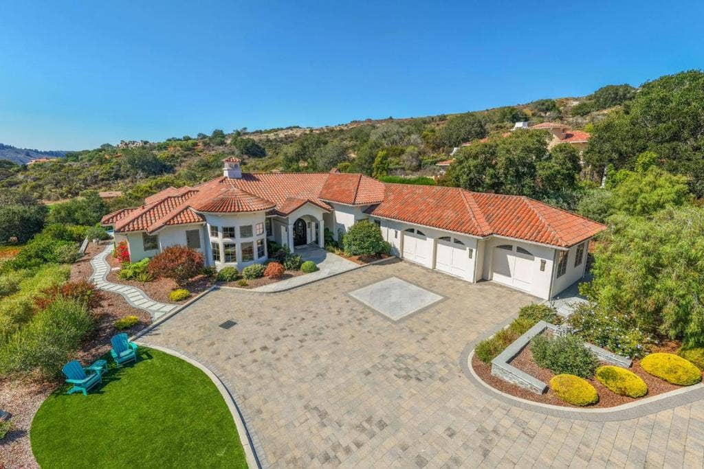 706 Tesoro Road, Monterey, CA 93940