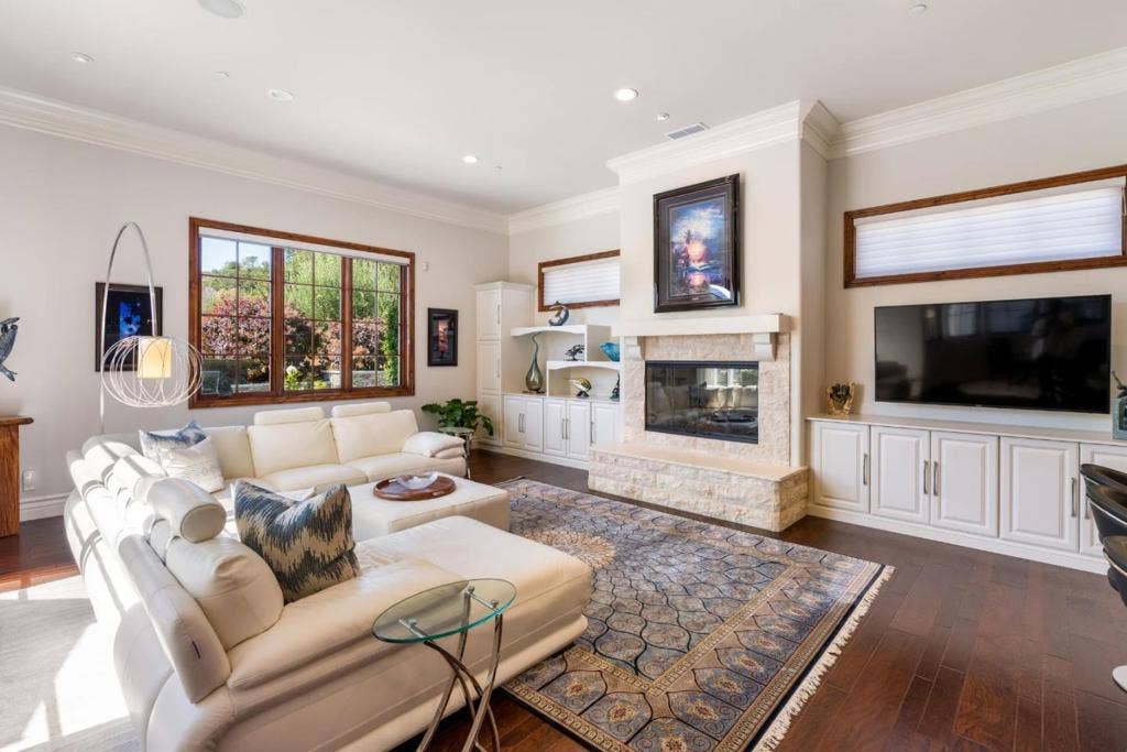 706 Tesoro Road, Monterey, CA 93940