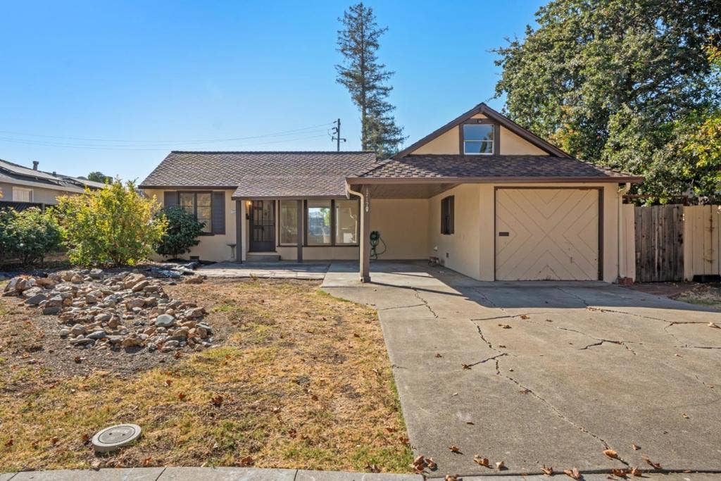 1712 Anamor Street, Redwood City, CA 94061