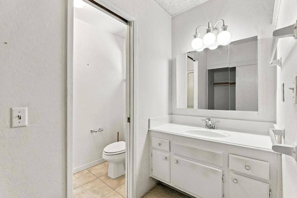 3666 Touriga Drive, Pleasanton, CA 94566 3666 Touriga Drive, Pleasanton, CA 94566