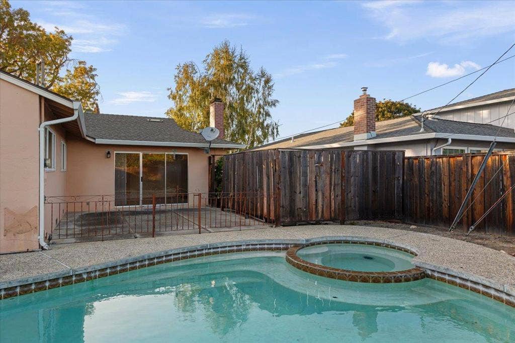 411 Radcliffe Drive, Santa Clara, CA 95051 411 Radcliffe Drive, Santa Clara, CA 95051