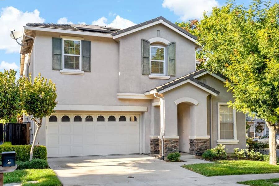 Property photo for 945 Desmet Drive, San Jose, CA