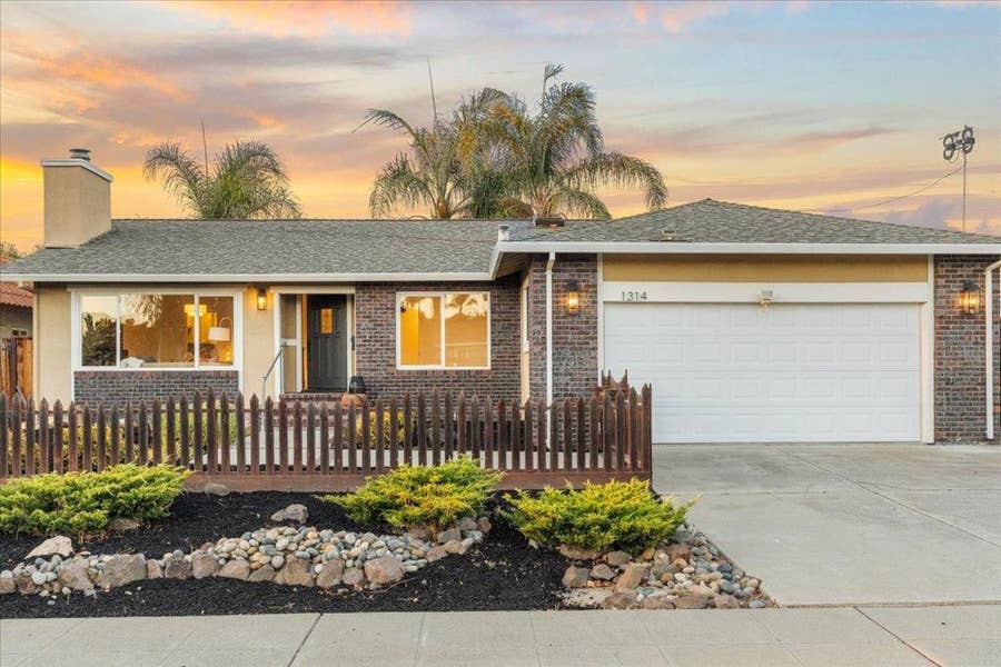 Property photo for 1314 Vancouver Way, Livermore, CA