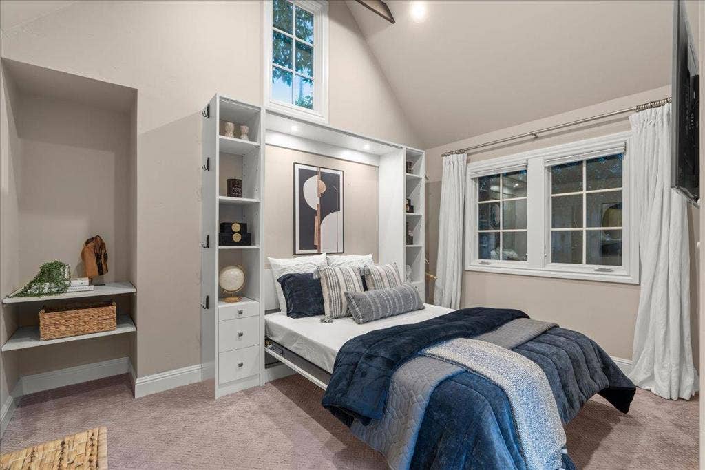1071 Carolyn Avenue, San Jose, CA 95125 1071 Carolyn Avenue, San Jose, CA 95125