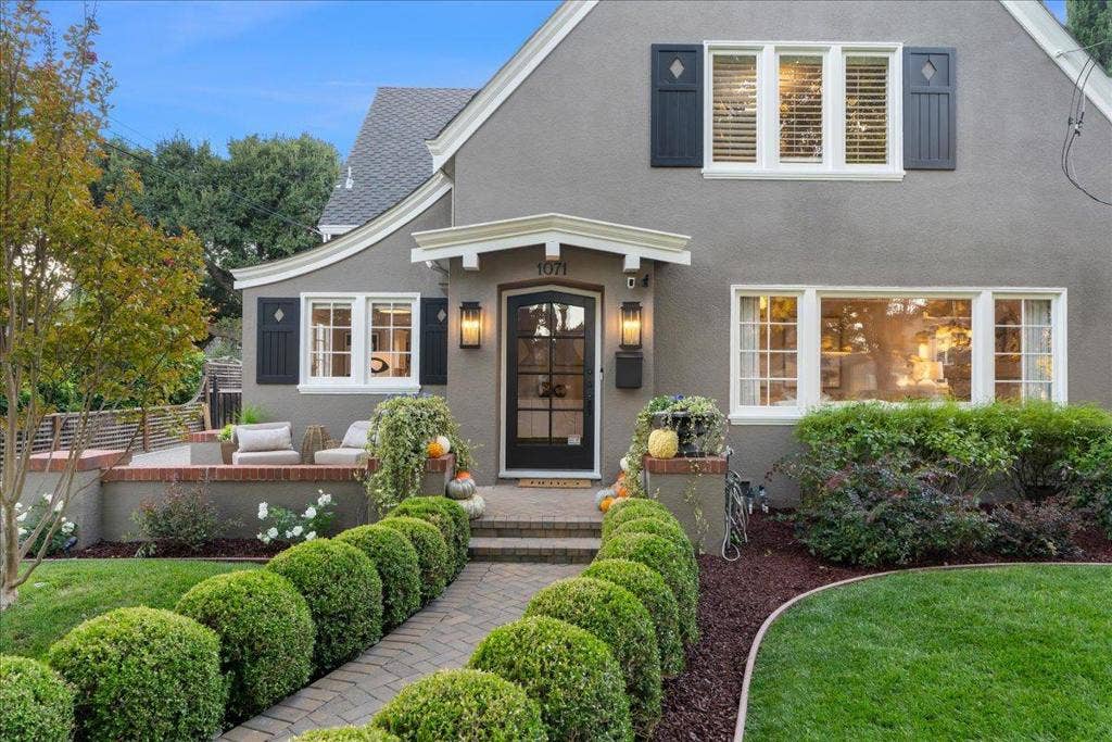 1071 Carolyn Avenue, San Jose, CA 95125 1071 Carolyn Avenue, San Jose, CA 95125