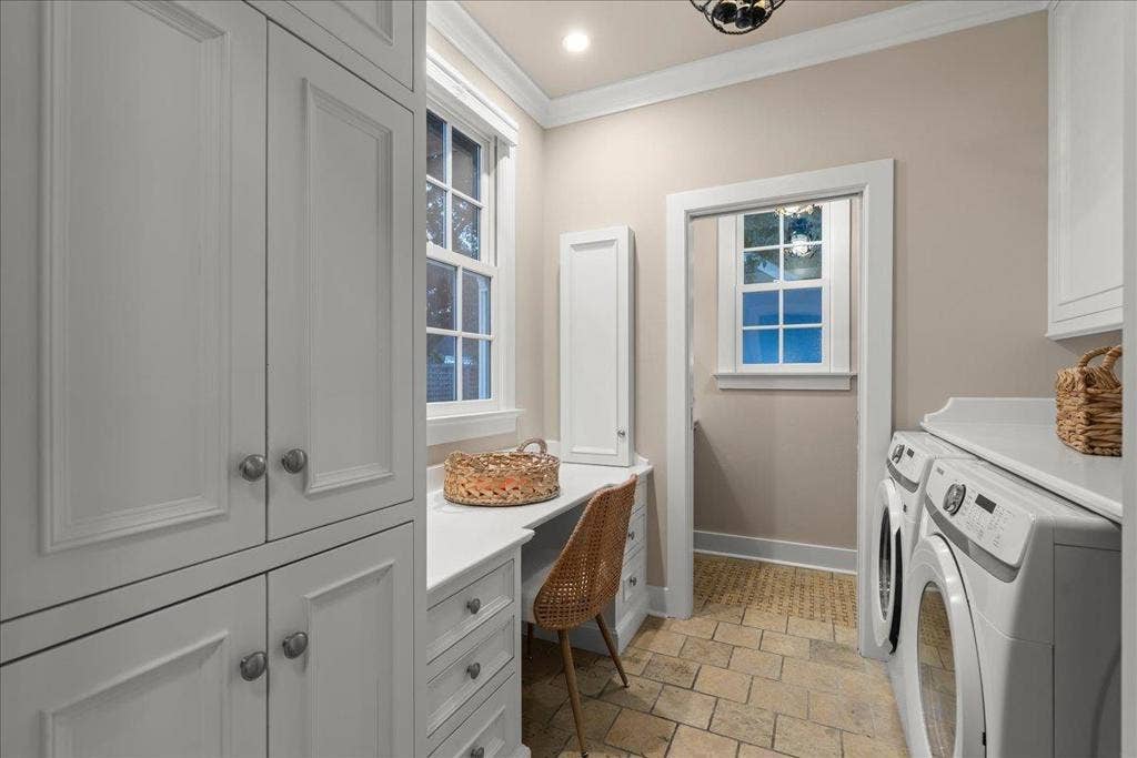 1071 Carolyn Avenue, San Jose, CA 95125 1071 Carolyn Avenue, San Jose, CA 95125