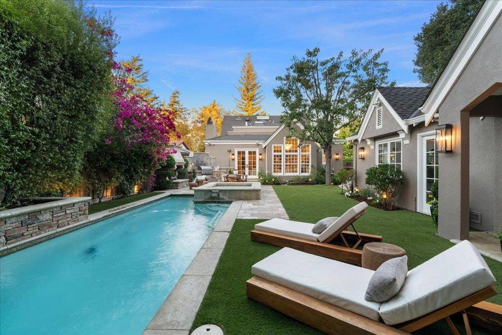 1071 Carolyn Avenue, San Jose, CA 95125 1071 Carolyn Avenue, San Jose, CA 95125