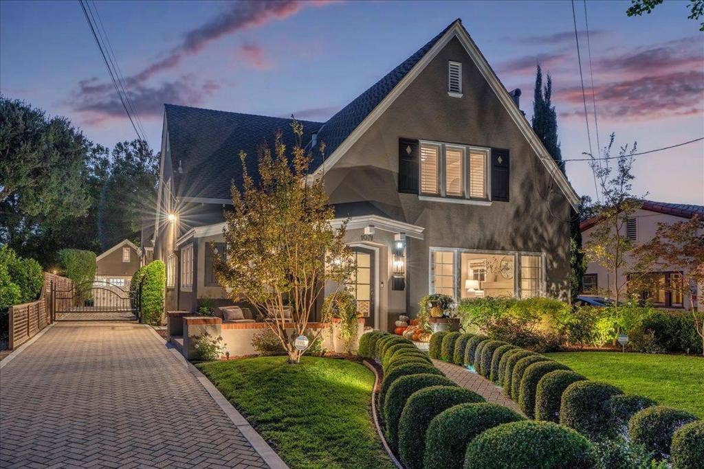 1071 Carolyn Avenue, San Jose, CA 95125 1071 Carolyn Avenue, San Jose, CA 95125