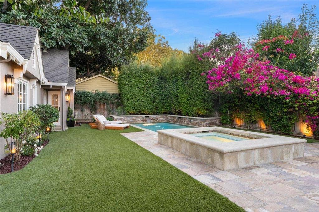 1071 Carolyn Avenue, San Jose, CA 95125 1071 Carolyn Avenue, San Jose, CA 95125