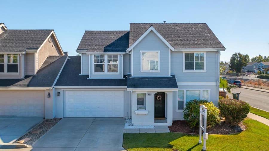 Property photo for 930 Casciano Circle, Gilroy, CA