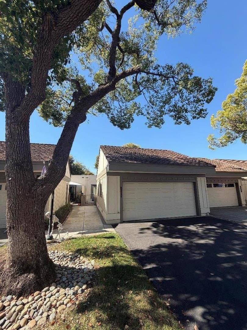Property photo for 6174 Montgomery Place, San Jose, CA