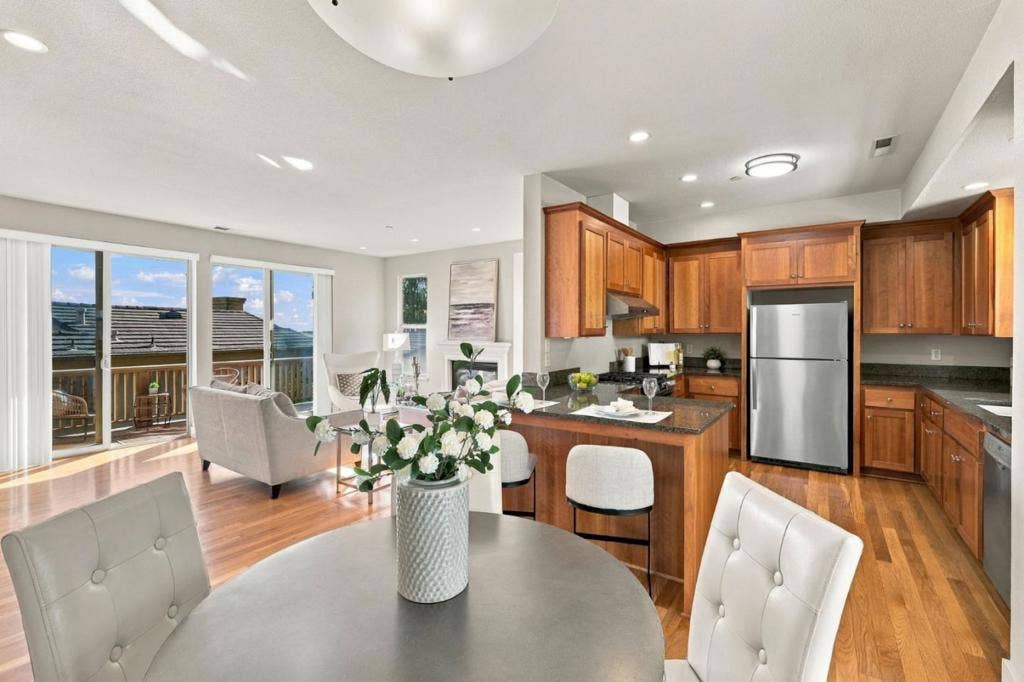 511 Southview Terrace, Santa Cruz, CA 95060 511 Southview Terrace, Santa Cruz, CA 95060