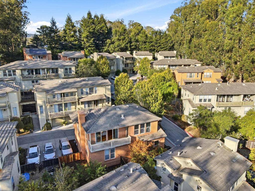 511 Southview Terrace, Santa Cruz, CA 95060 511 Southview Terrace, Santa Cruz, CA 95060