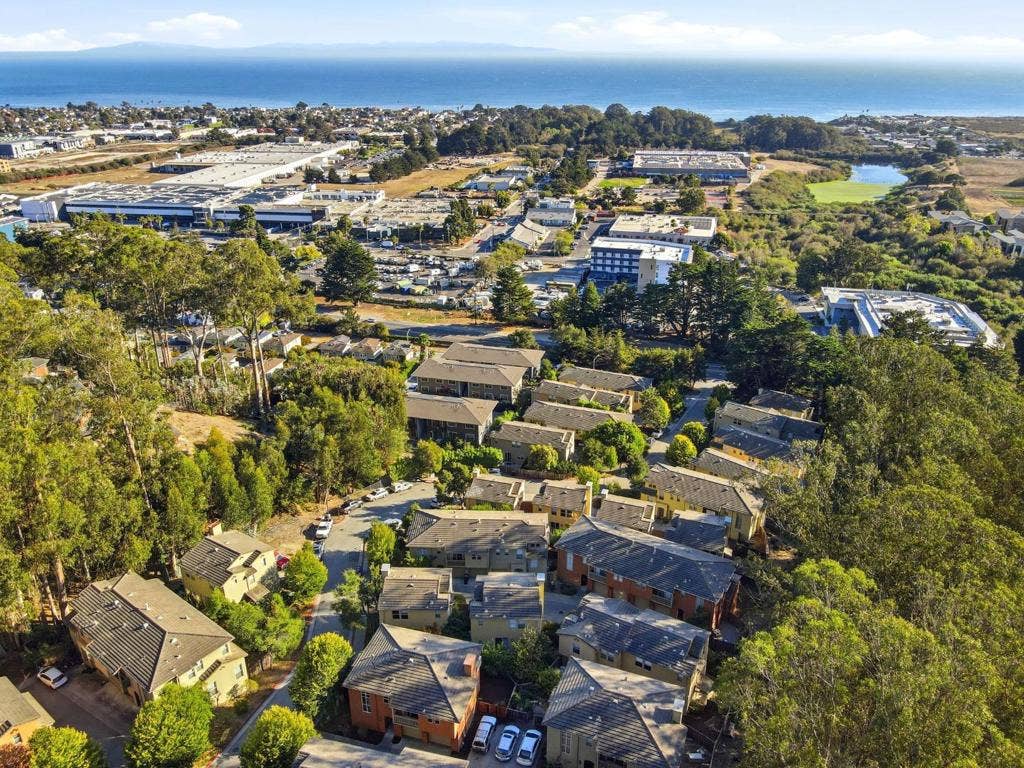 511 Southview Terrace, Santa Cruz, CA 95060 511 Southview Terrace, Santa Cruz, CA 95060