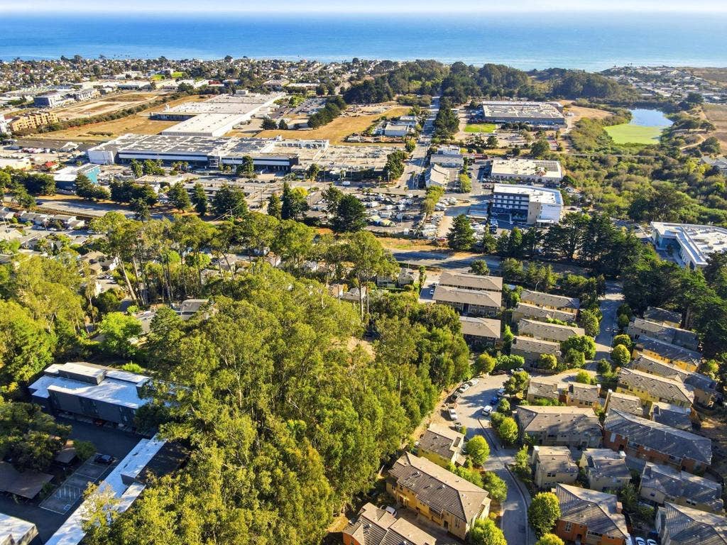 511 Southview Terrace, Santa Cruz, CA 95060 511 Southview Terrace, Santa Cruz, CA 95060