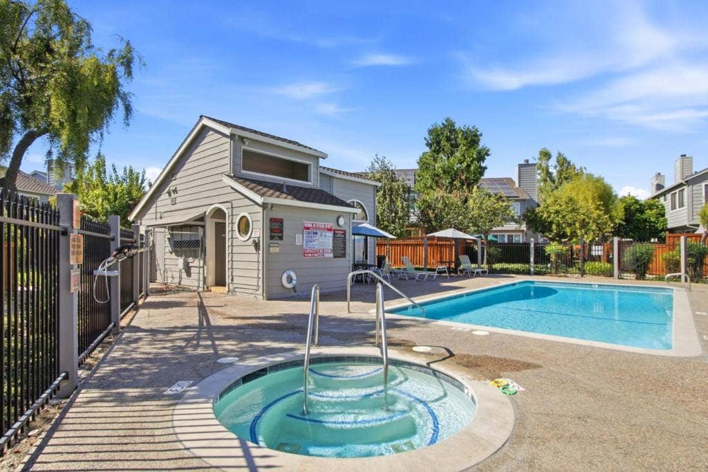1596 Camden Village Circle, San Jose, CA 95124 1596 Camden Village Circle, San Jose, CA 95124