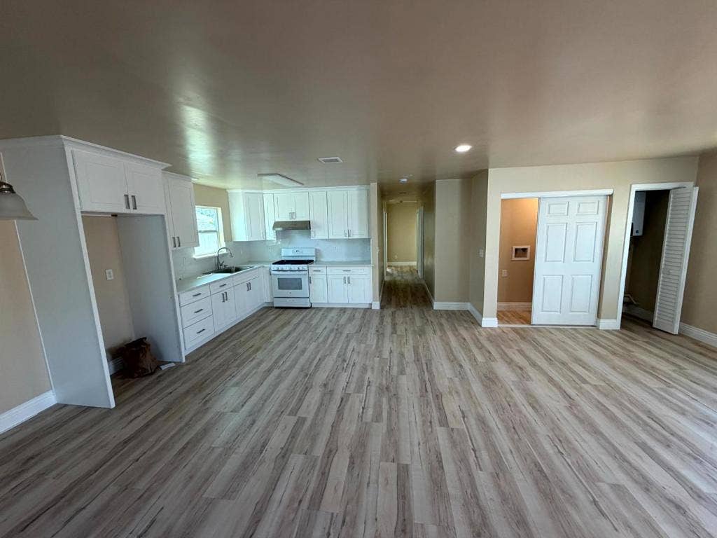 Salinas, CA 93905 Salinas, CA 93905