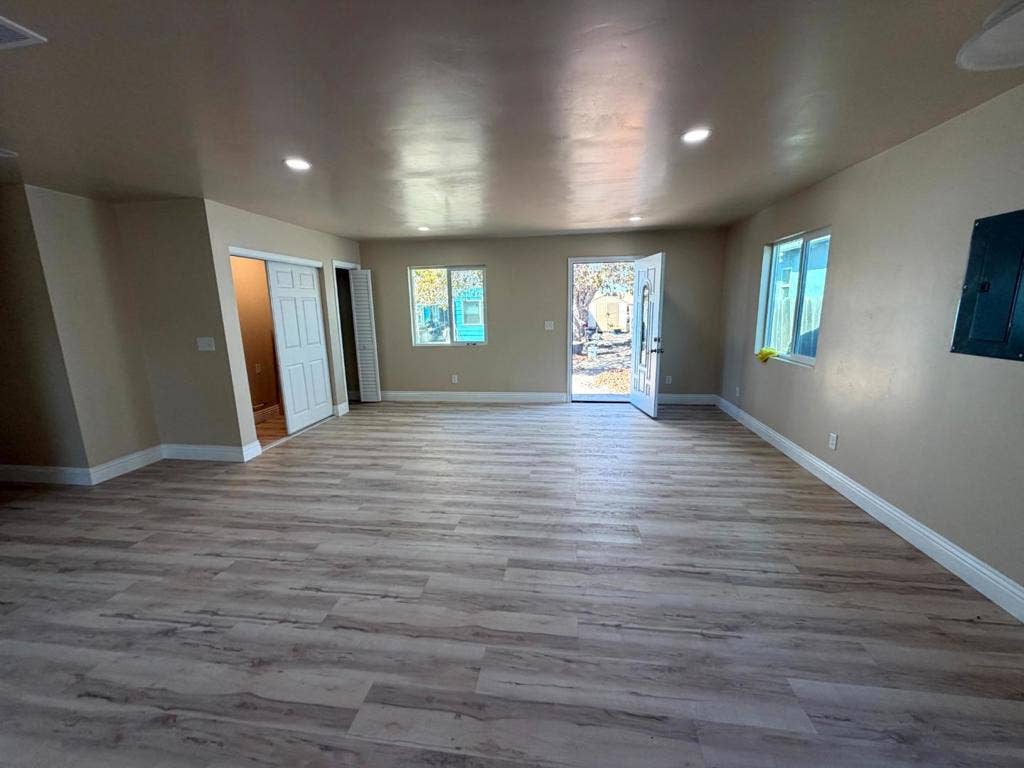 Salinas, CA 93905 Salinas, CA 93905