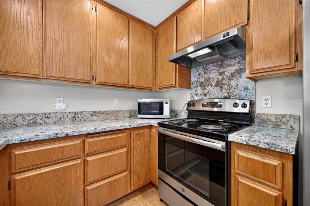 471 Raymond Drive, Ione, CA 95640 471 Raymond Drive, Ione, CA 95640