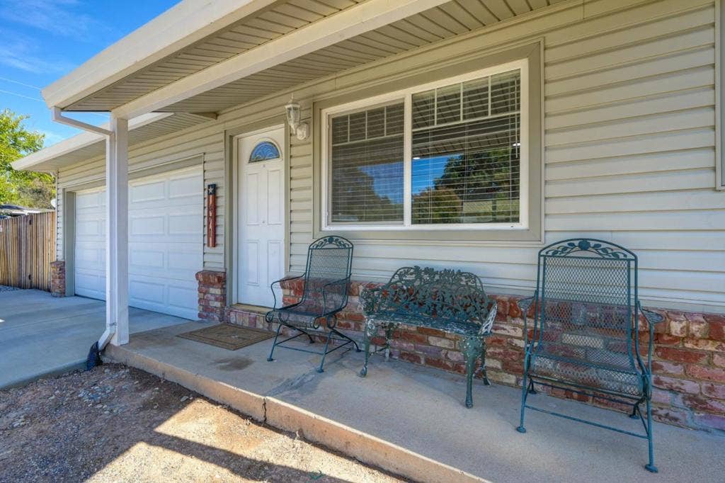 471 Raymond Drive, Ione, CA 95640 471 Raymond Drive, Ione, CA 95640
