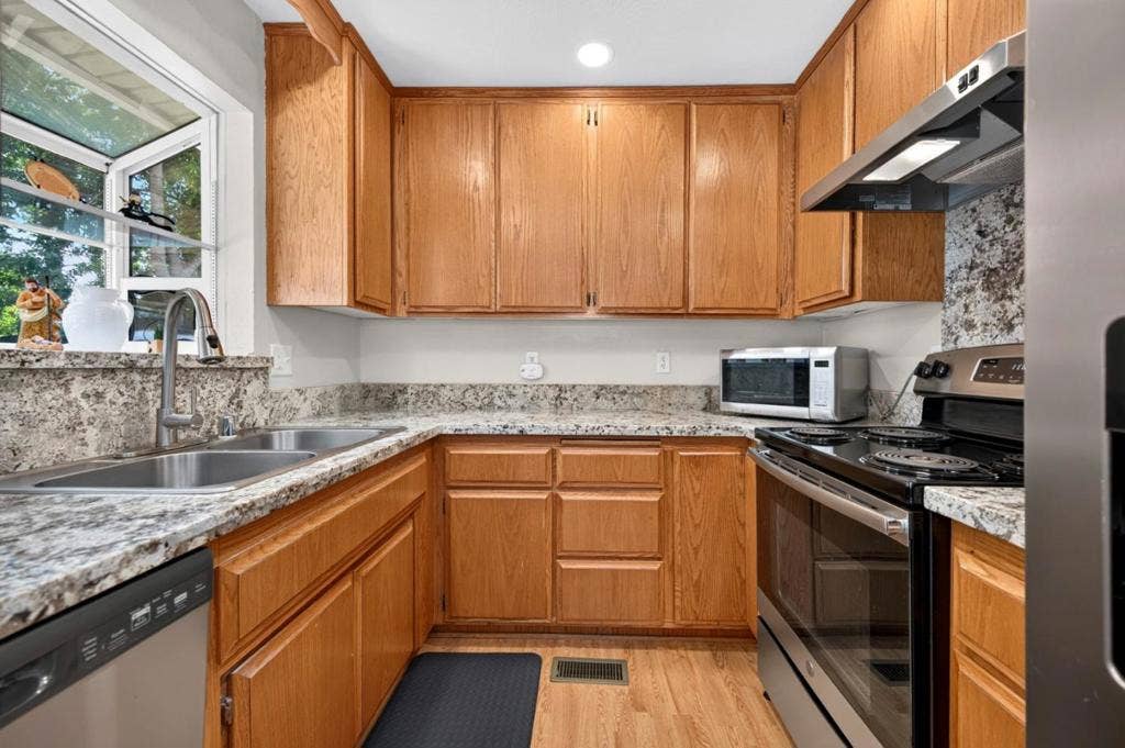 471 Raymond Drive, Ione, CA 95640 471 Raymond Drive, Ione, CA 95640