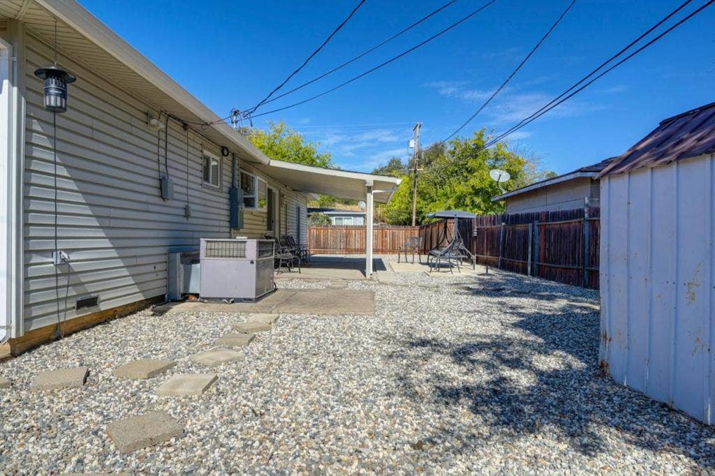 471 Raymond Drive, Ione, CA 95640 471 Raymond Drive, Ione, CA 95640