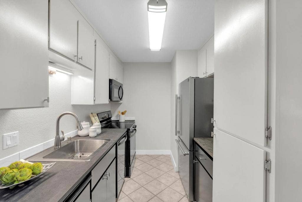 309 Tradewinds Drive, #5, San Jose, CA 95123 309 Tradewinds Drive, #5, San Jose, CA 95123