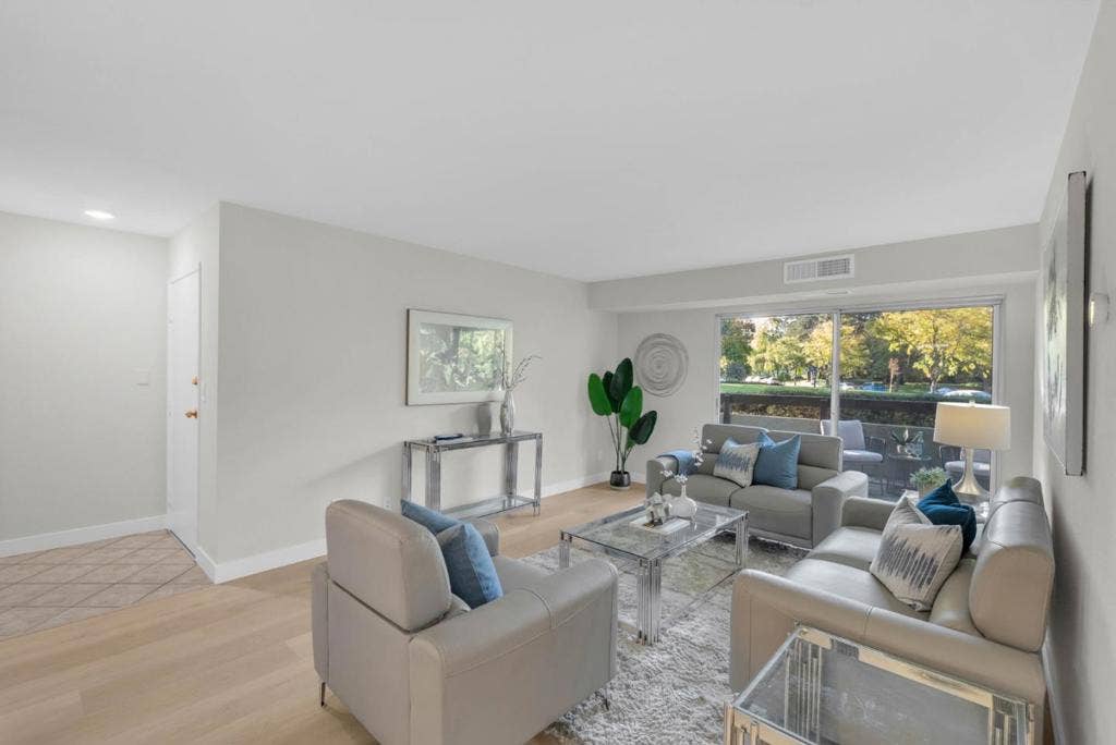 309 Tradewinds Drive, #5, San Jose, CA 95123 309 Tradewinds Drive, #5, San Jose, CA 95123