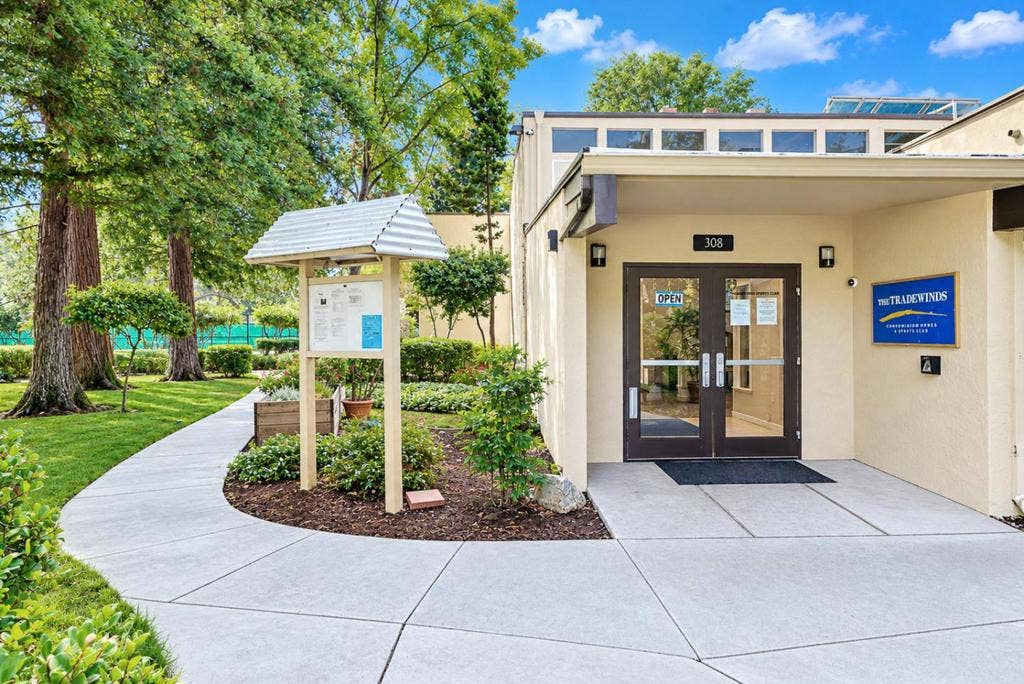309 Tradewinds Drive, #5, San Jose, CA 95123 309 Tradewinds Drive, #5, San Jose, CA 95123