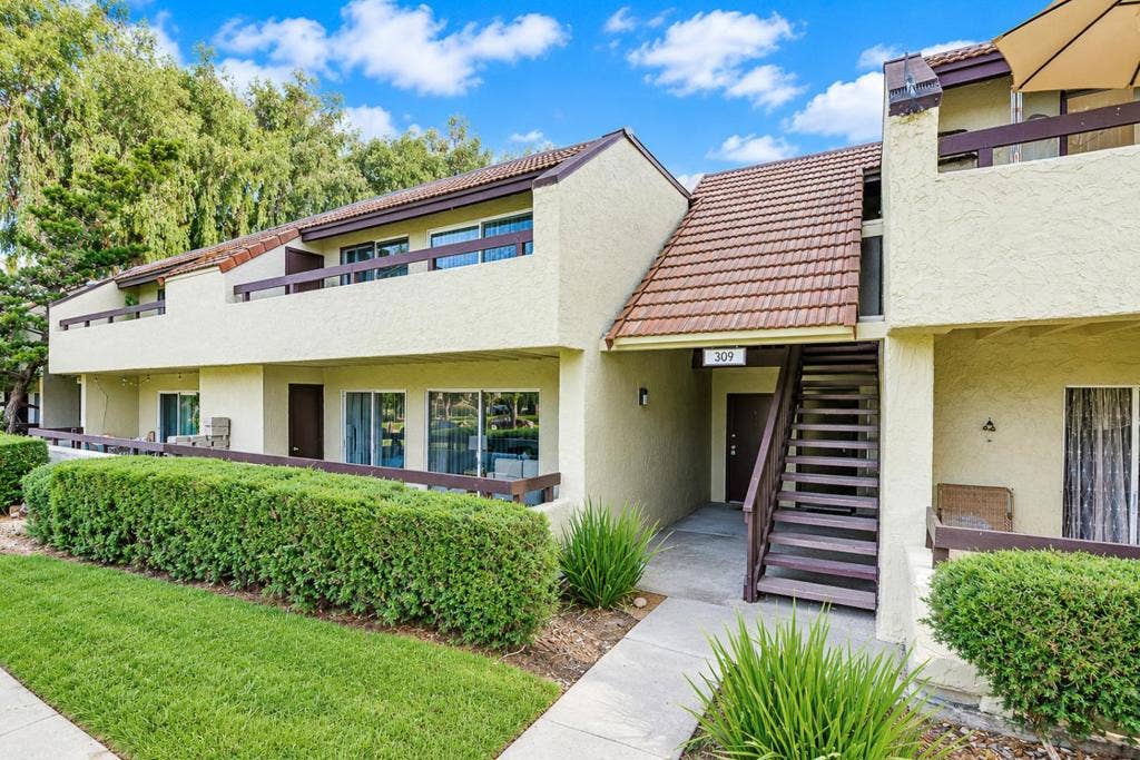 309 Tradewinds Drive, #5, San Jose, CA 95123 309 Tradewinds Drive, #5, San Jose, CA 95123