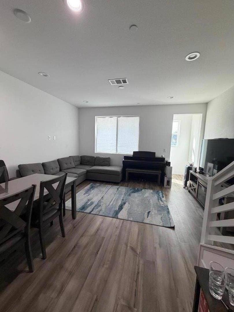 113 D Street, Daly City, CA 94014 113 D Street, Daly City, CA 94014