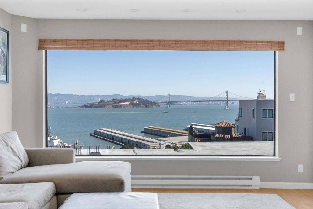 1451 Montgomery Street, #6, San Francisco, CA 94133 1451 Montgomery Street, #6, San Francisco, CA 94133