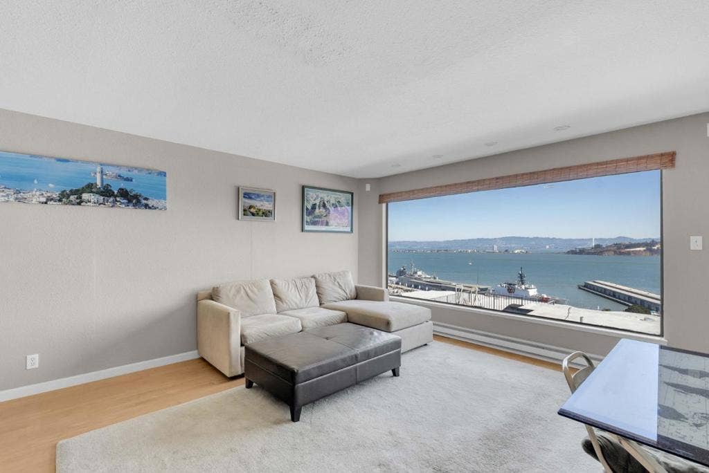 1451 Montgomery Street, #6, San Francisco, CA 94133 1451 Montgomery Street, #6, San Francisco, CA 94133
