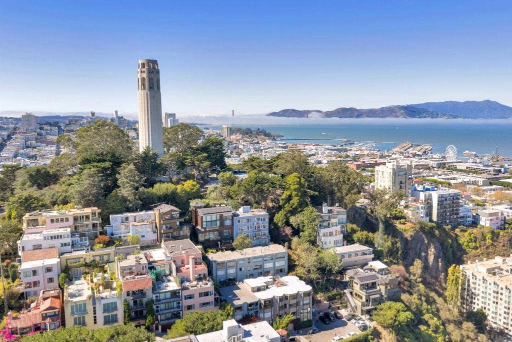 1451 Montgomery Street, #6, San Francisco, CA 94133 1451 Montgomery Street, #6, San Francisco, CA 94133