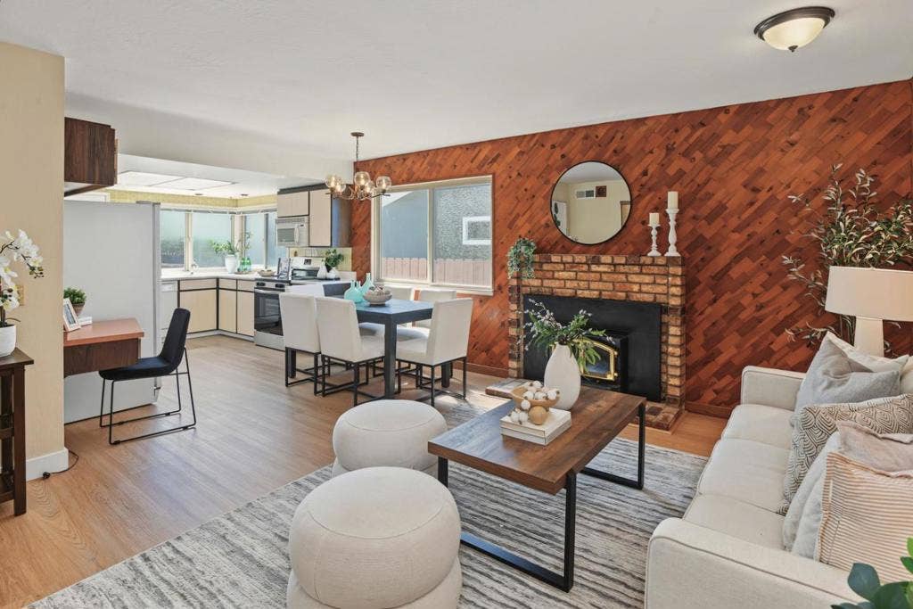 425 Kehoe Avenue, Half Moon Bay, CA 94019