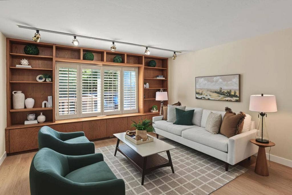 425 Kehoe Avenue, Half Moon Bay, CA 94019