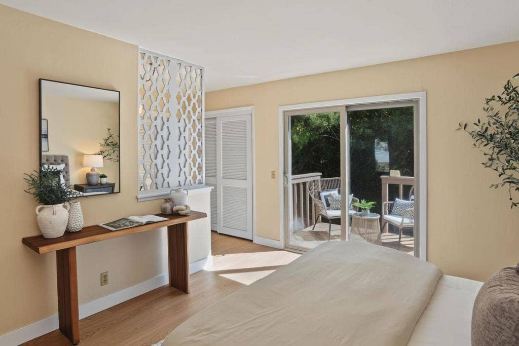 425 Kehoe Avenue, Half Moon Bay, CA 94019