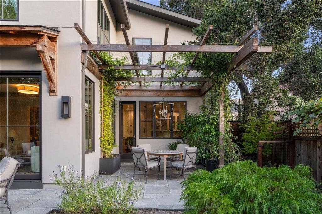 102 Alta Heights Court, Los Gatos, CA 95030