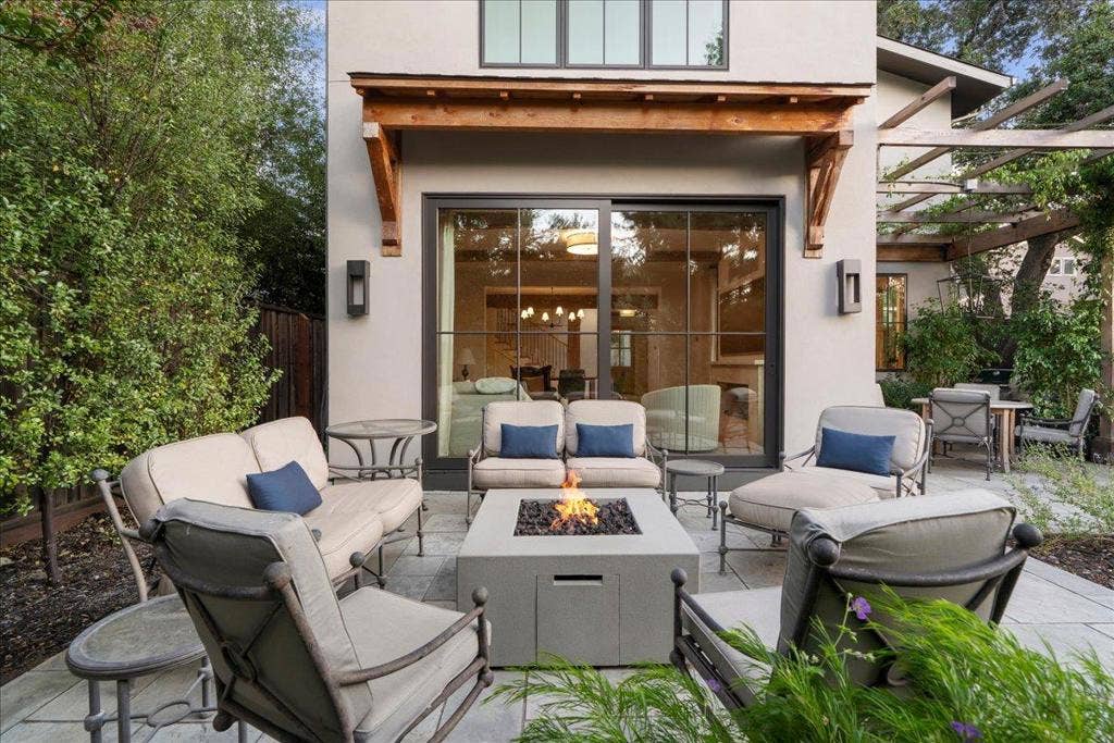 102 Alta Heights Court, Los Gatos, CA 95030